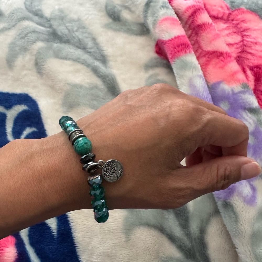 Elegant Green Beaded Bracelet with Tree Charm